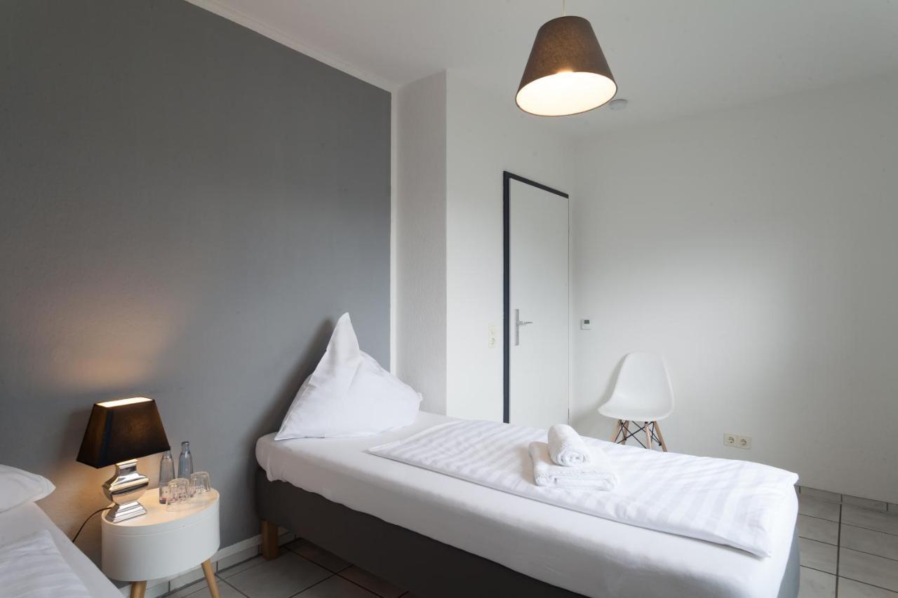Hostel 2 Hannover-Laatzen Eksteriør bilde
